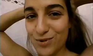маленька волохата ан ...